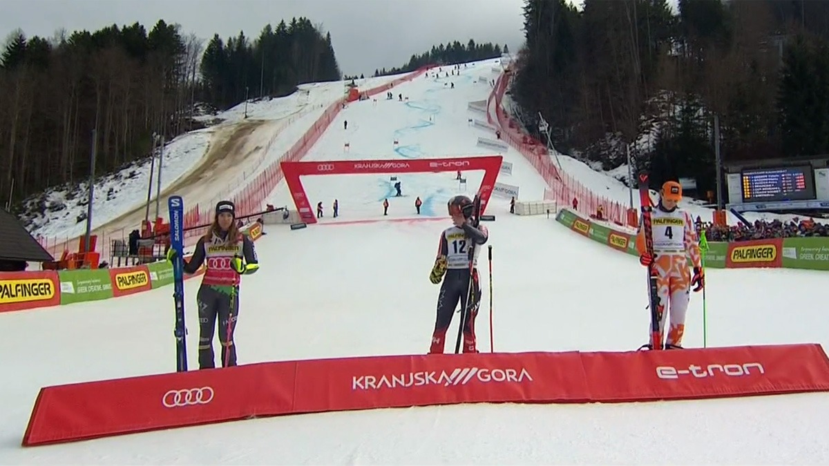 Marta Bassino, Valerie Grenier, Petra Vhlova. Slalom Gigante (Kranjska Gora, 07/01/2023)