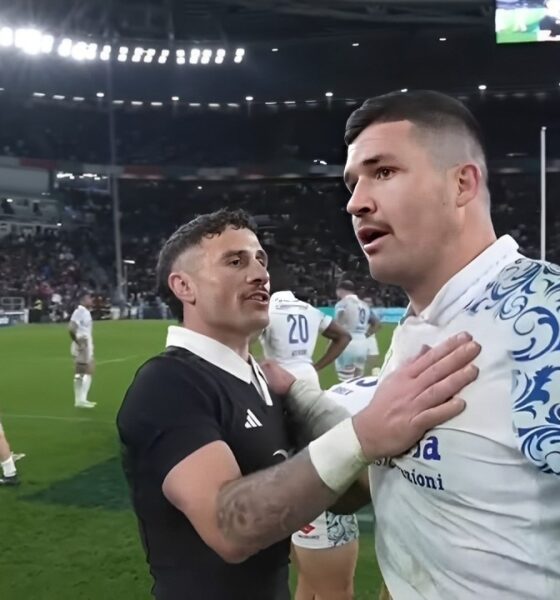 Sebastian Negri e TJ Perenara a fine partita (Rugby, Autumn Nations Series. Italia vs Nuova Zelanda. 23/11/2024)